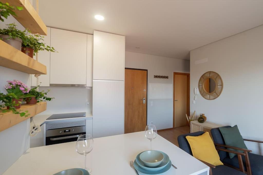 2E Apartamento Encantador A 3 Minutos Da Praia マトジニョシュ エクステリア 写真